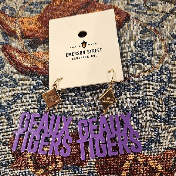 Emerson Street LSU *Geaux Tigers* Earrings - Picture 1 of 1